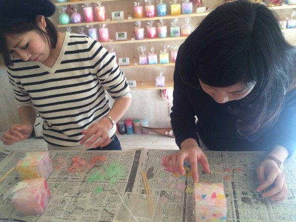 お友達と遊ぶなら、名古屋のKumushでキャンドルを手作りして楽しい時間を過ごしてください☆