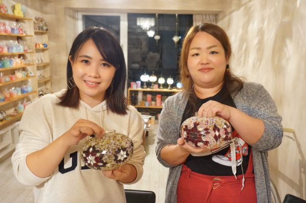 静岡県の浜松からお越しいただいたお客様♪わいわい楽しくトルコランプを作ってくださいました♪